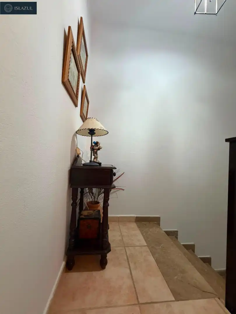 Einfamilien-Reihenhaus zum Verkauf in Islantilla mit Privatgarten, Terrasse und Abstellraum