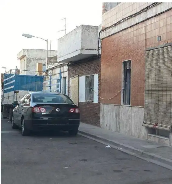 Casa bifamiliare in vendita a Calle U DE MAIG 8, imagen 2