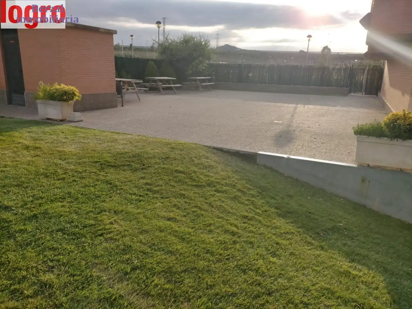 Local en venta en Calle CALLE GUADALQUIVIR, Lardero