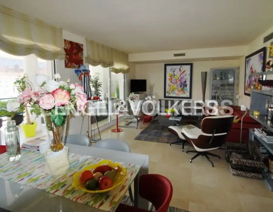 Attic for rent in Baixador