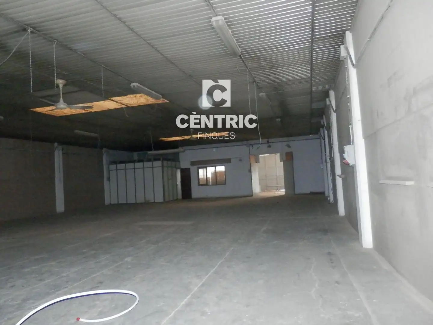Nau industrial en venda en Terrassa
