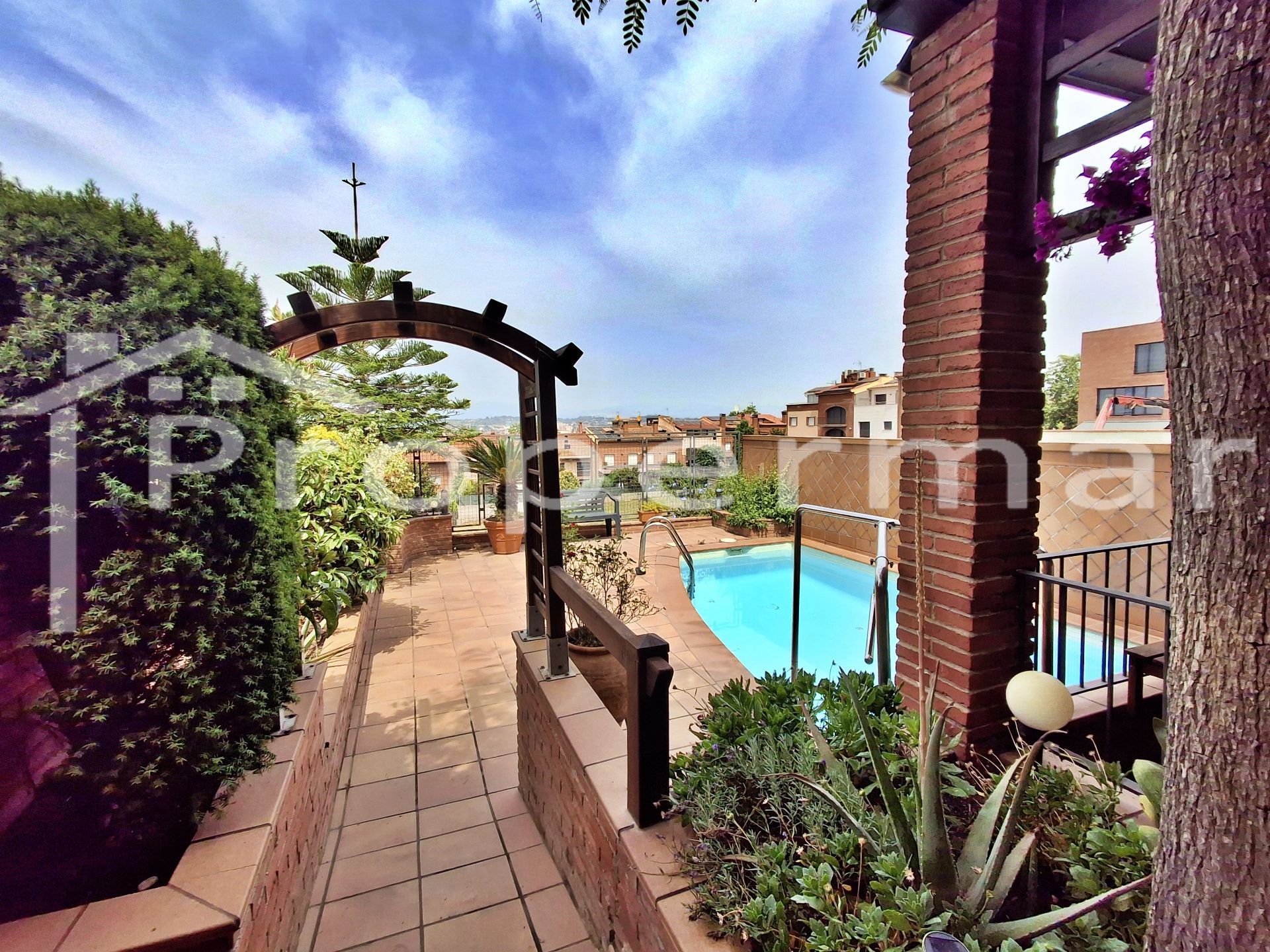Exterior view of Single-family semi-detached for sale in Granollers  with Air Conditioner, Heating and Private garden