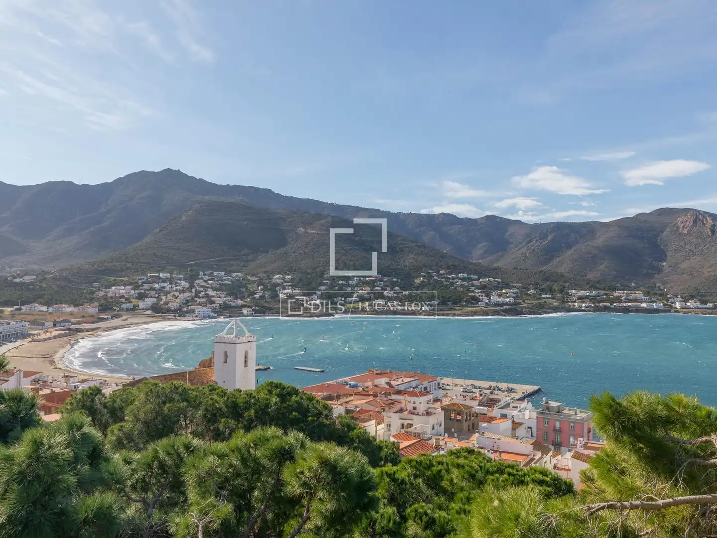 Vista exterior de Casa o xalet en venda en El Port de la Selva amb Calefacció, Terrassa i Traster
