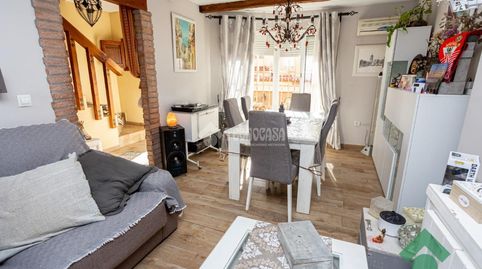 Foto 4 de Casa adosada en venta en C. America-res. Los Carmenes, San Bernabé, Algeciras