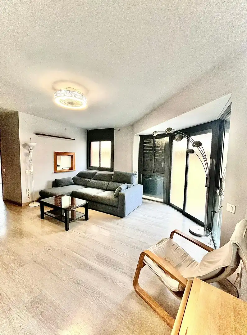 Sala de estar de Piso para compartir en Barcelona con Calefacción, Amueblado y Lavadora