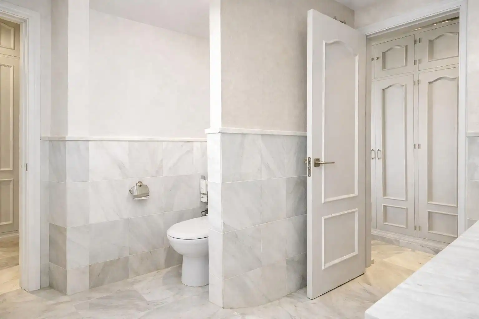 Apartament amb piscina en venda a Selwo, imagen 23