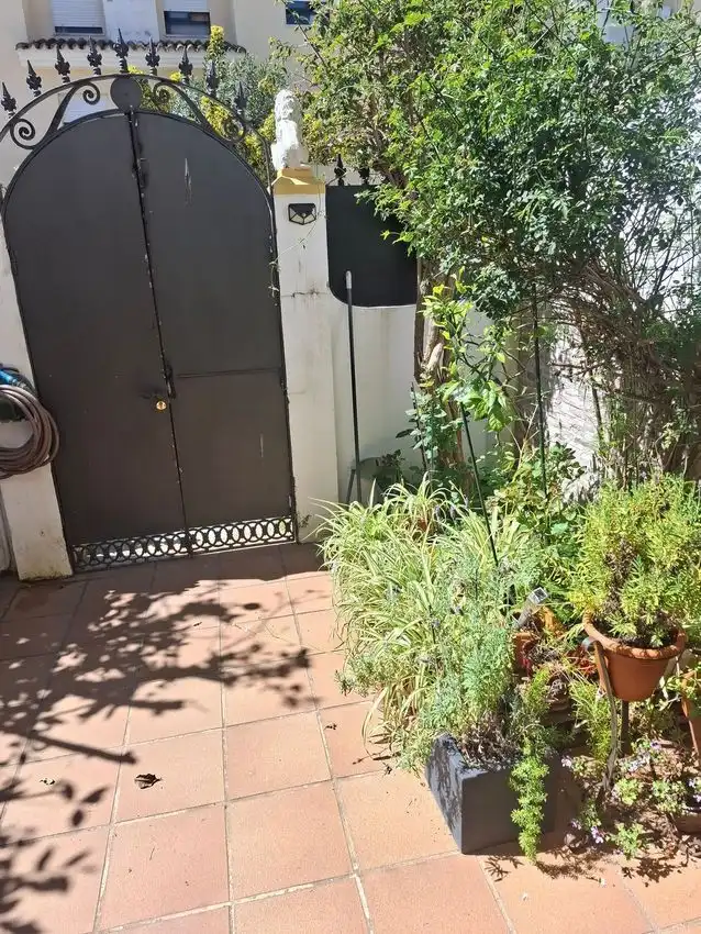 Garden of Detached homes for sale in Algeciras