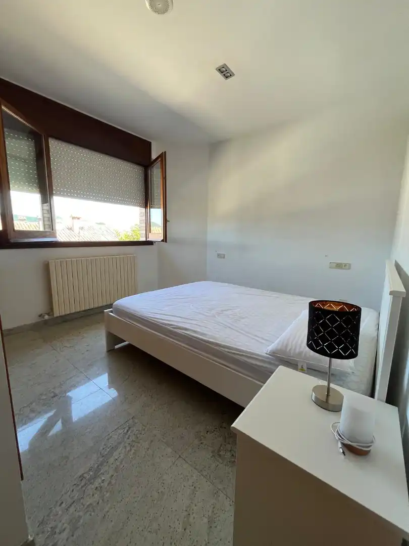 Habitación de Casa o chalet en venta en Olot con Aire acondicionado, Calefacción y Jardín privado