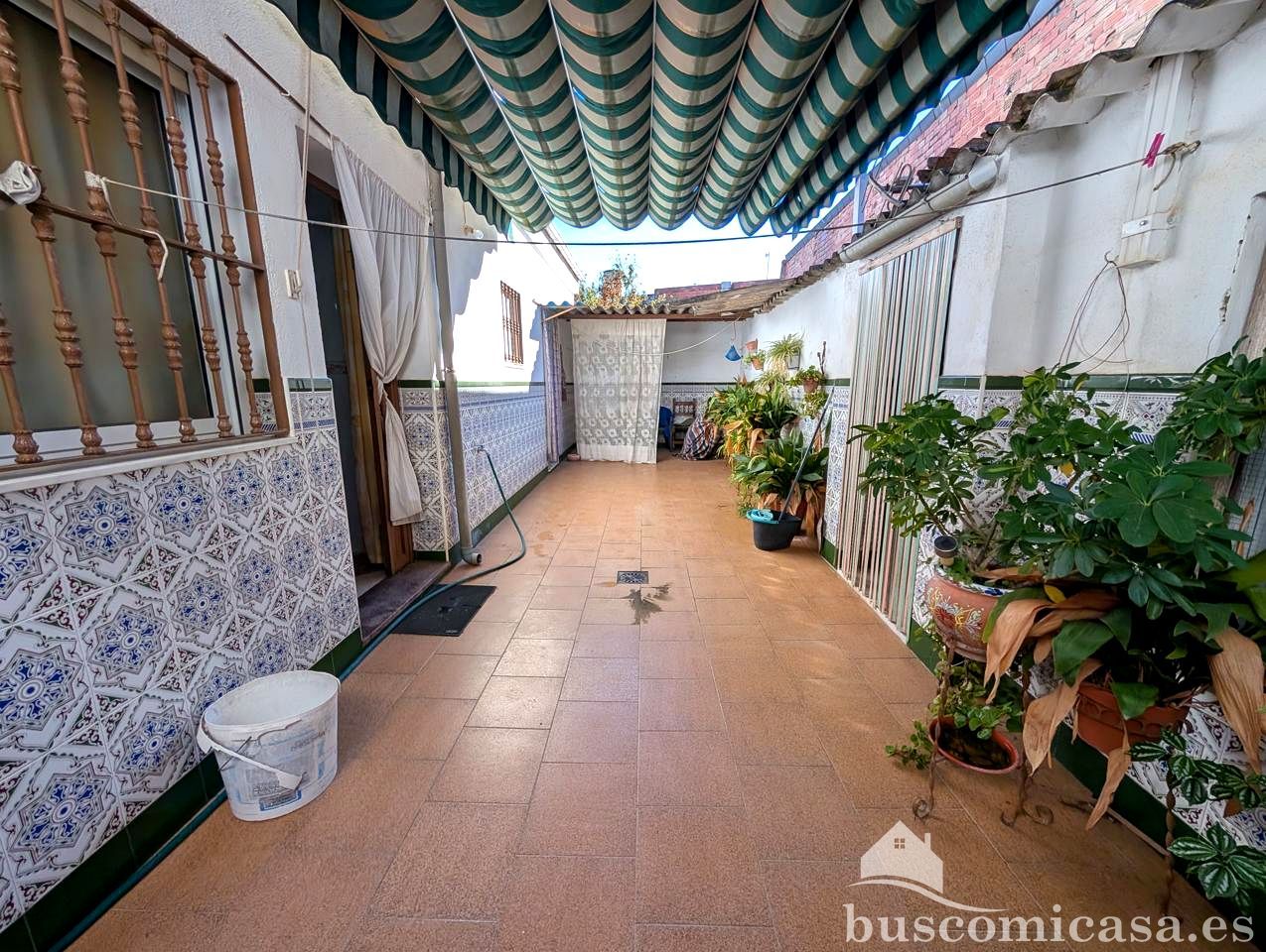 Jardí de Casa o xalet en venda en Linares amb Aire condicionat i Traster