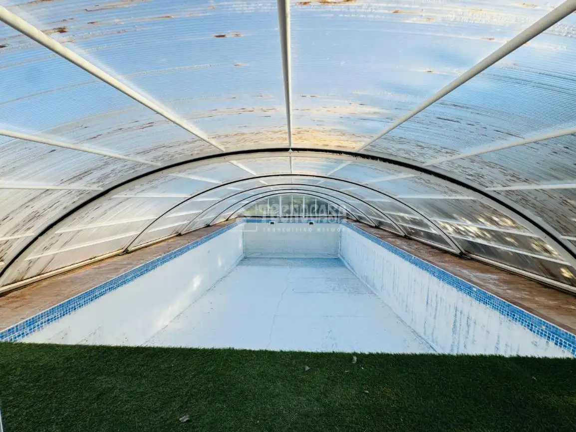 Piscina de Casa o xalet en venda en Mora amb Calefacció, Jardí privat i Piscina