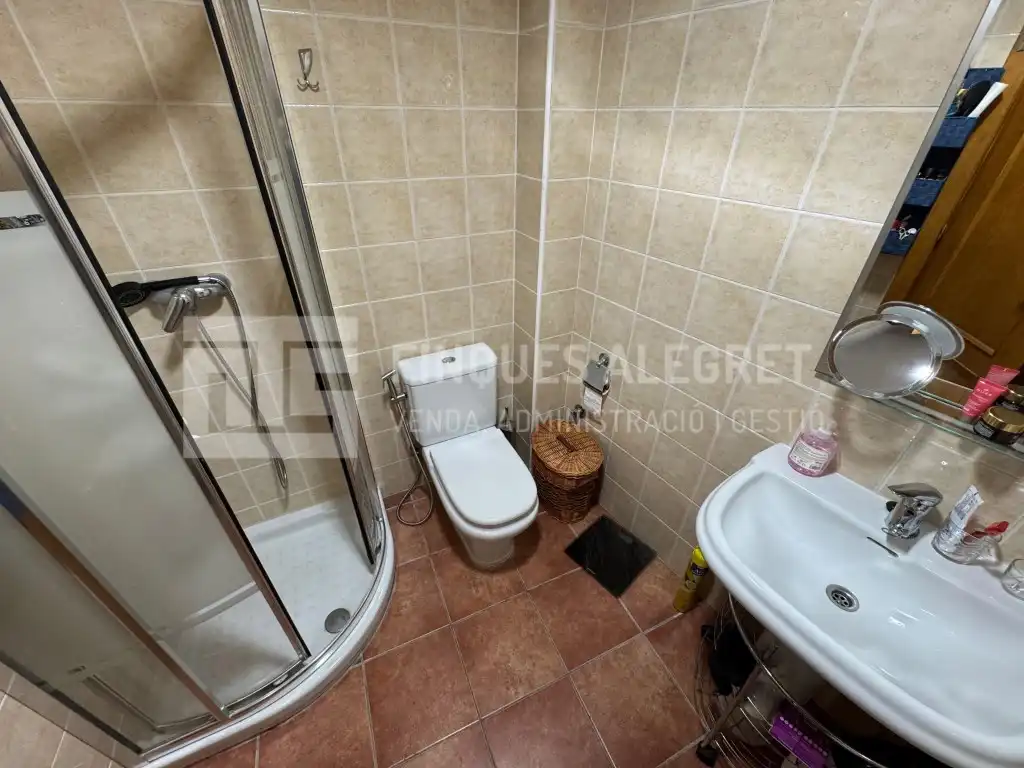 Bathroom of Flat for sale in La Pobla de Segur
