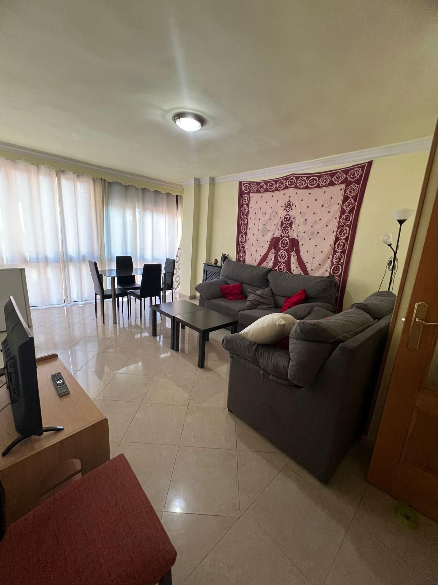 Flat to rent in Calle DOCTOR AZPITARTE, Plaza de Toros