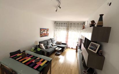 Sala d'estar de Pis en venda en Santa Coloma de Cervelló amb Aire condicionat, Calefacció i Parquet