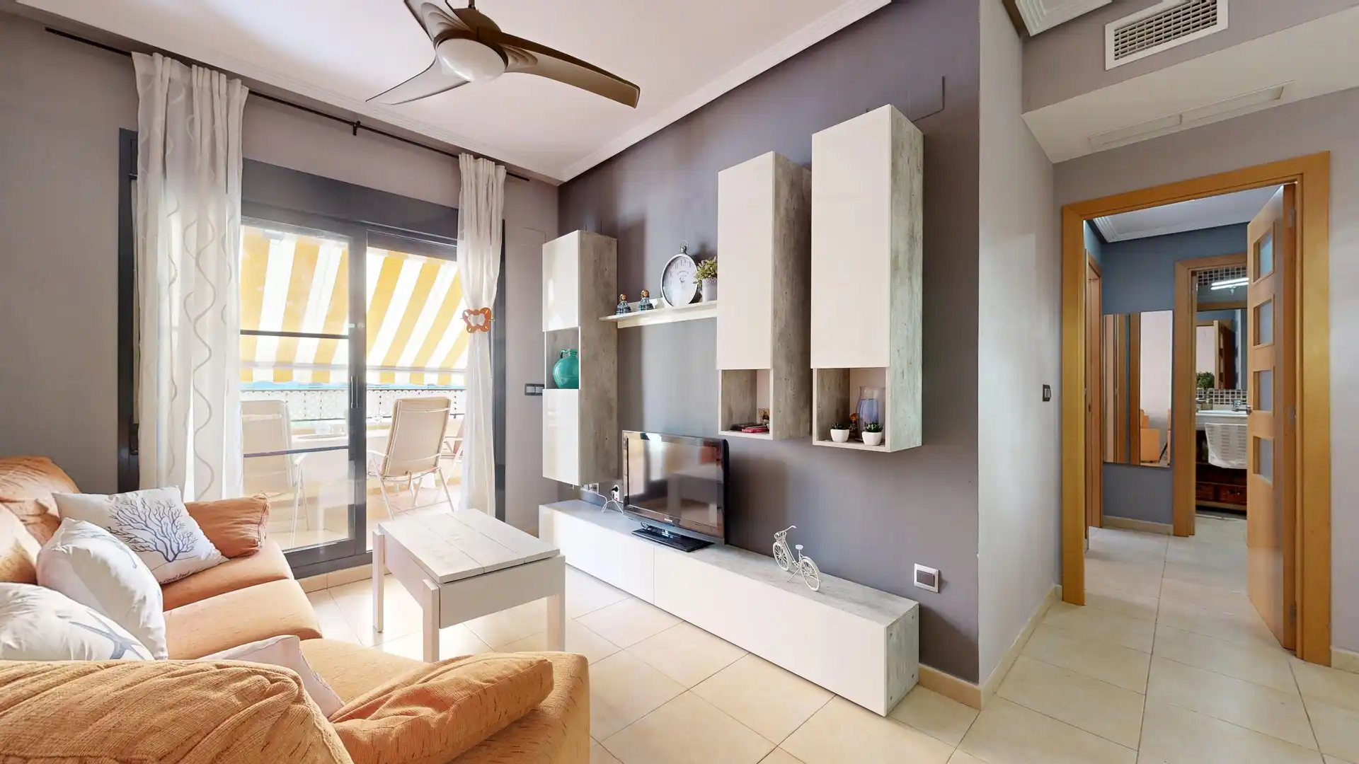 Flat with terrace for sale in Almenara, imagen 2