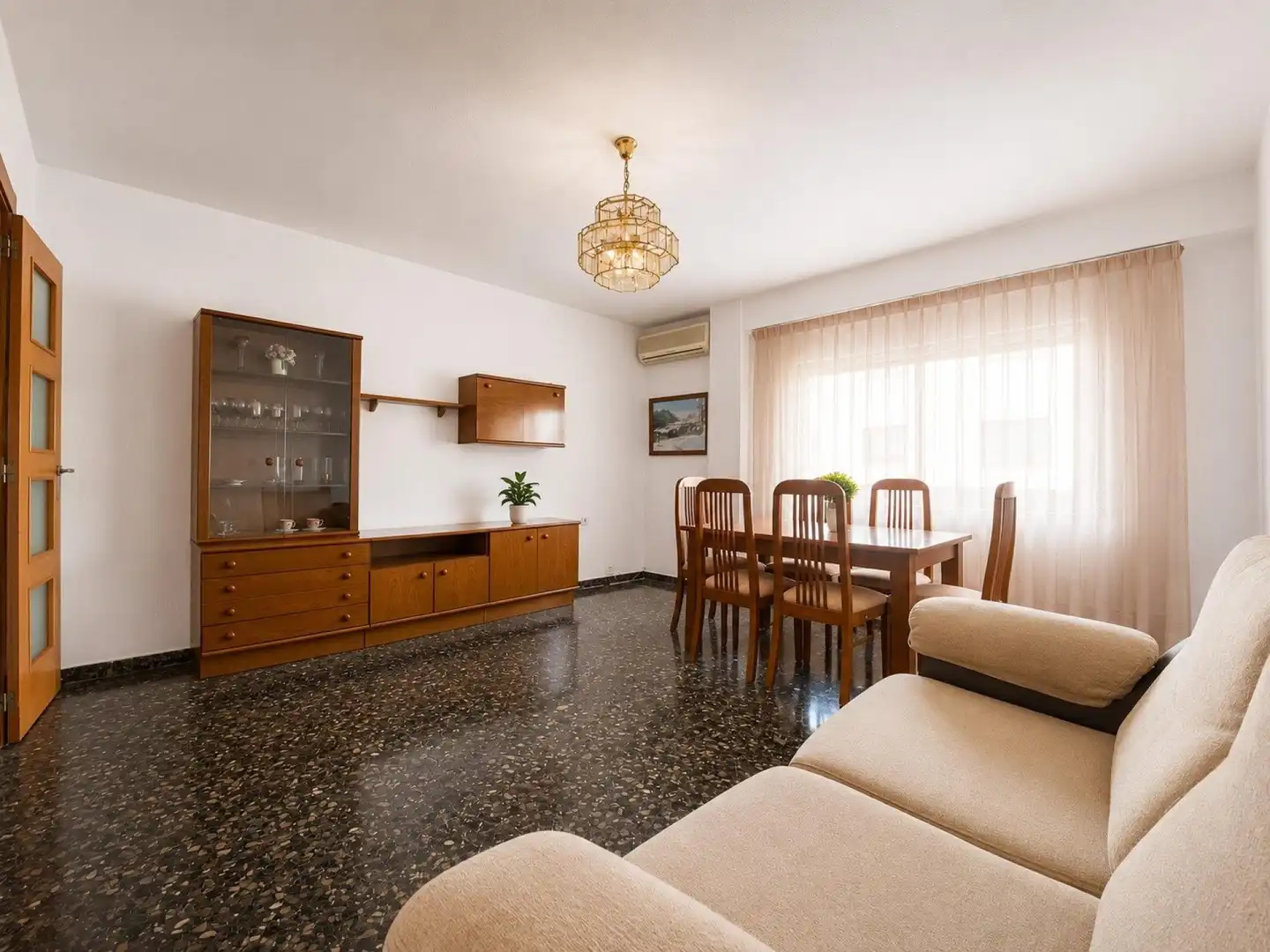 Sala de estar de Piso en venta en Xirivella con Aire acondicionado, Calefacción y Terraza