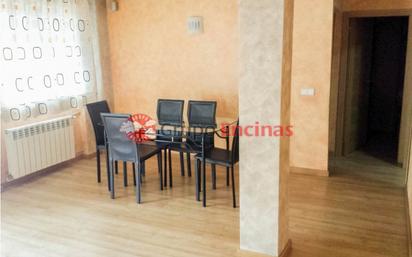 Dining room of Flat for sale in Parla  with Heating, Swimming Pool and Furnished