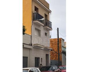 Vista exterior de Residencial en venda en  Sevilla Capital