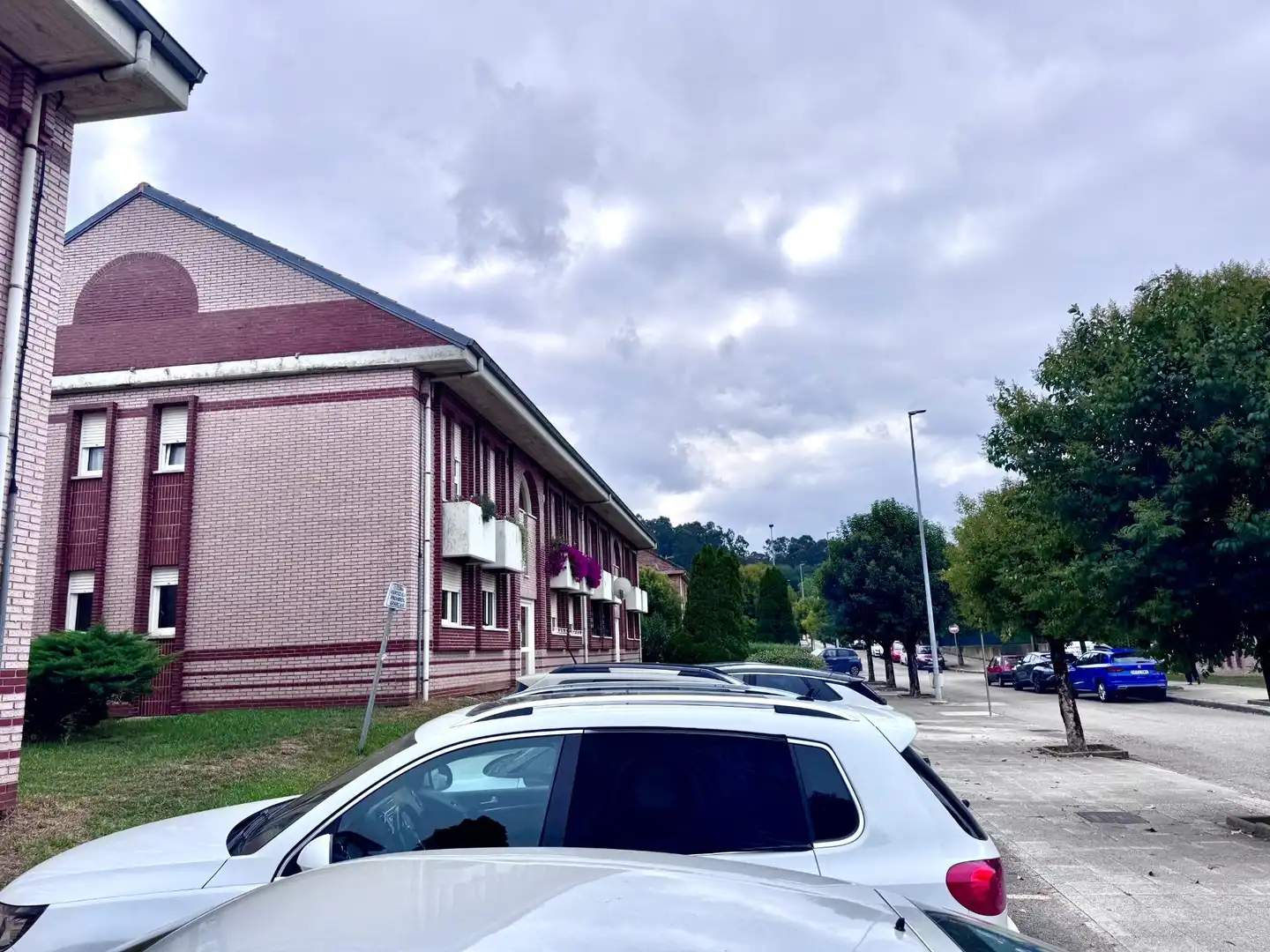 Vista exterior de Dúplex en venta en Reocín con Calefacción, Trastero y Amueblado
