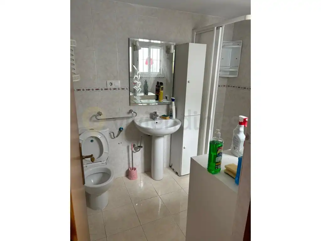 Bathroom of Flat for sale in Jerez de la Frontera