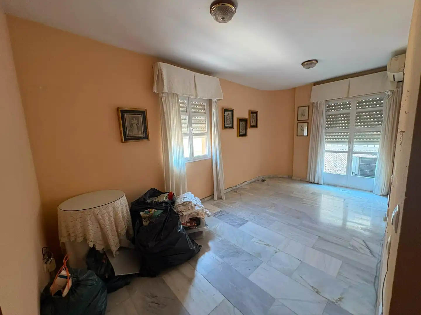 Casa adosada en venda en Cádiz amb Terrassa, Traster i Balcó