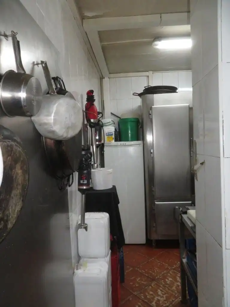 Cocina de Local en traspaso en Sant Andreu de la Barca con Aire acondicionado, Calefacción y Terraza