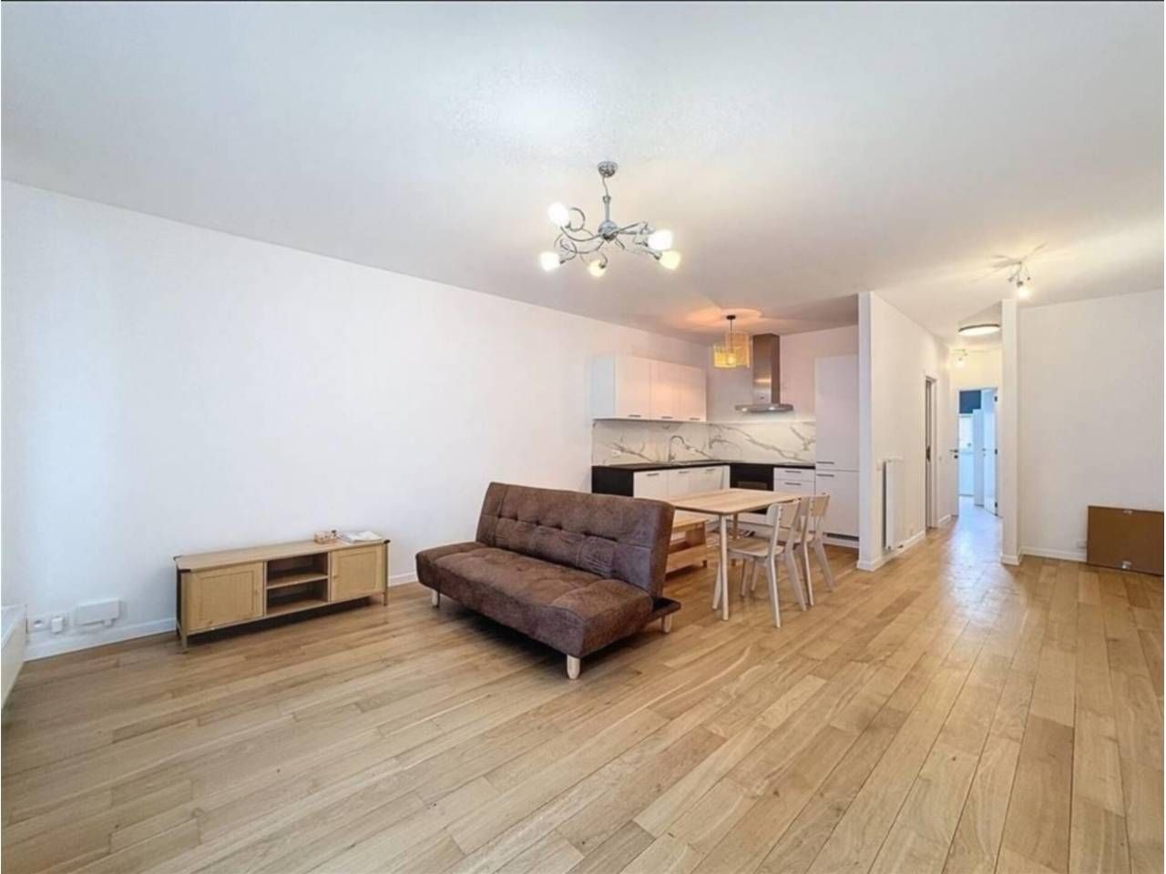 Flat for rent in Calle Mestre Emili Pujol, 5, Instituts - Universitat