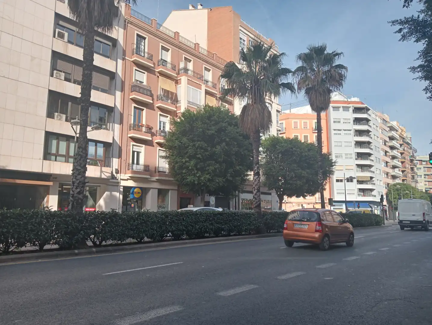 Vista exterior de Piso en venta en Valencia con Aire acondicionado, Amueblado y Horno