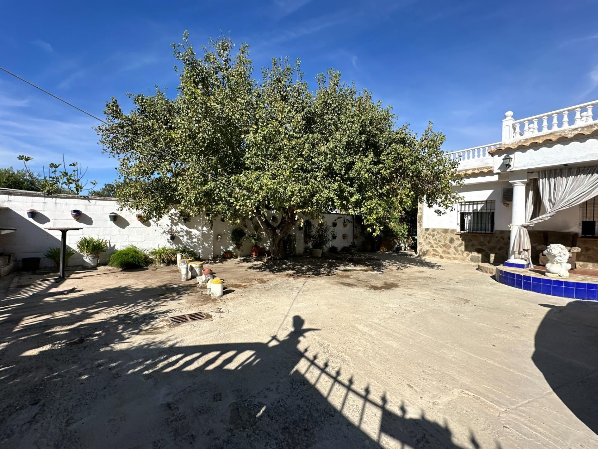 Vista exterior de Finca rústica en venda en  Córdoba Capital amb Aire condicionat, Calefacció i Jardí privat