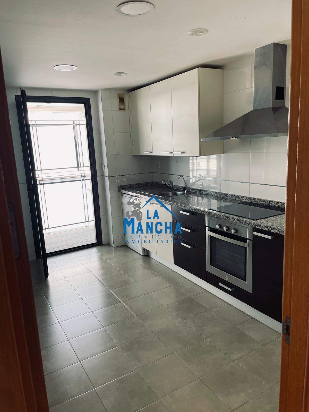 Kitchen of Flat for sale in  Albacete Capital  with Heating, Private garden and Terrace