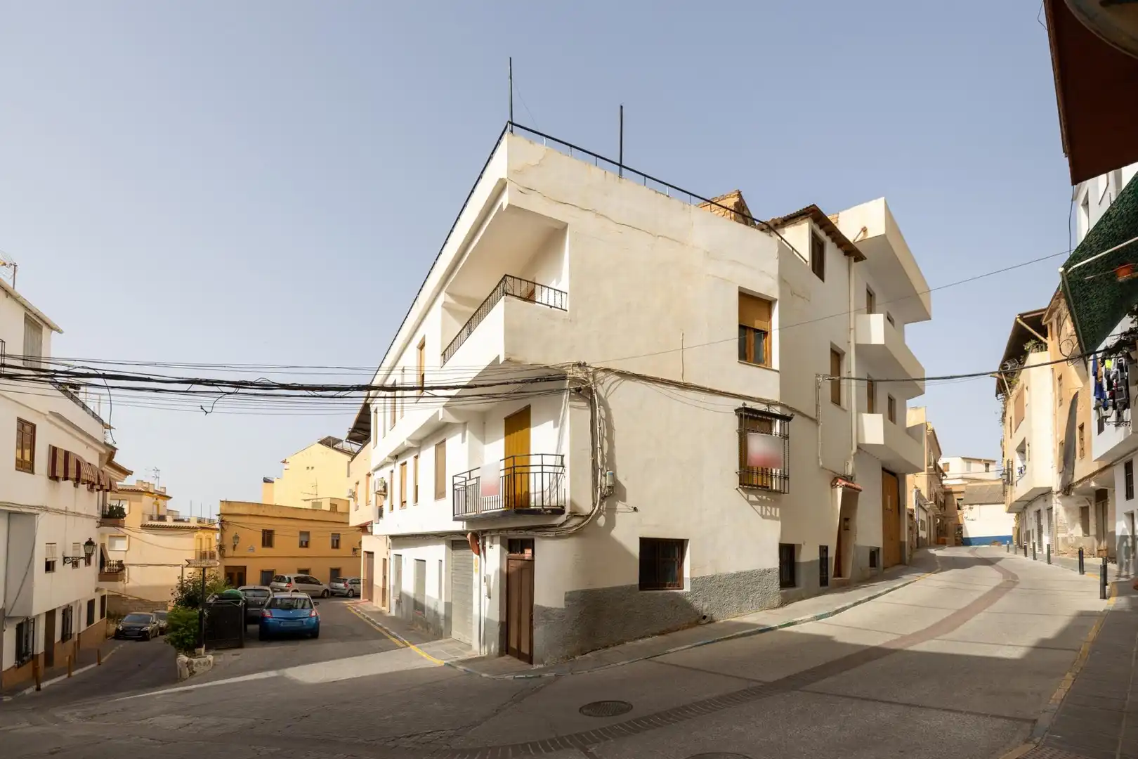 Vista exterior de Edificio en venta en Lanjarón
