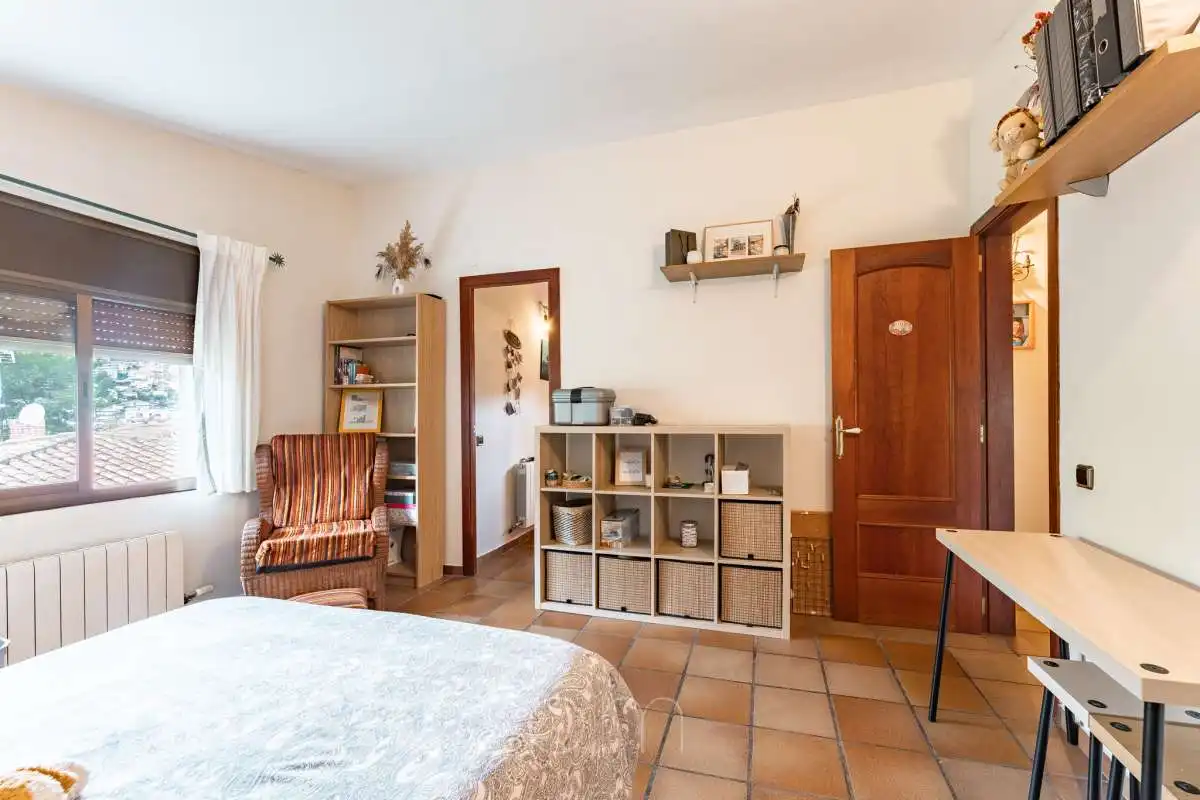 House with pool for sale in Avinguda de Corbera ., imagen 26