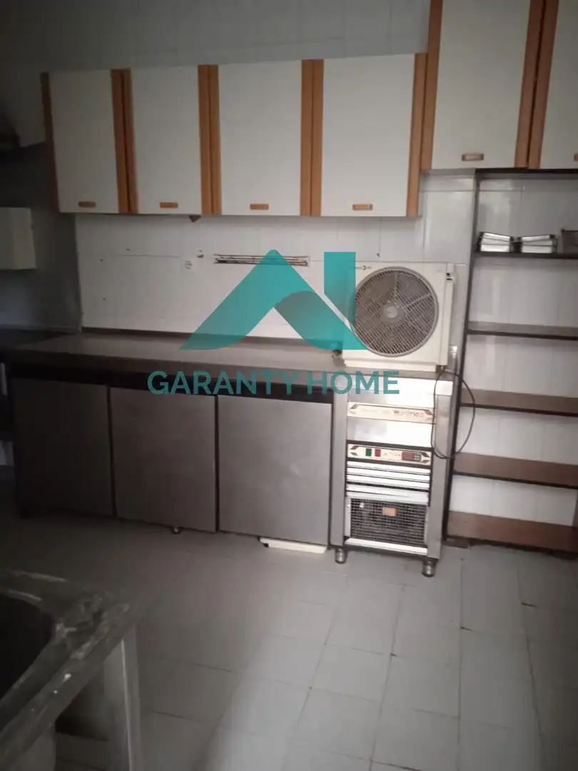 Cocina de Local de alquiler en Casar de Cáceres con Aire acondicionado y Amueblado