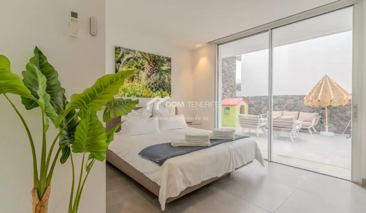 Bedroom of Houses for sale in Adeje  with Terrace, Storage room and Swimming Pool