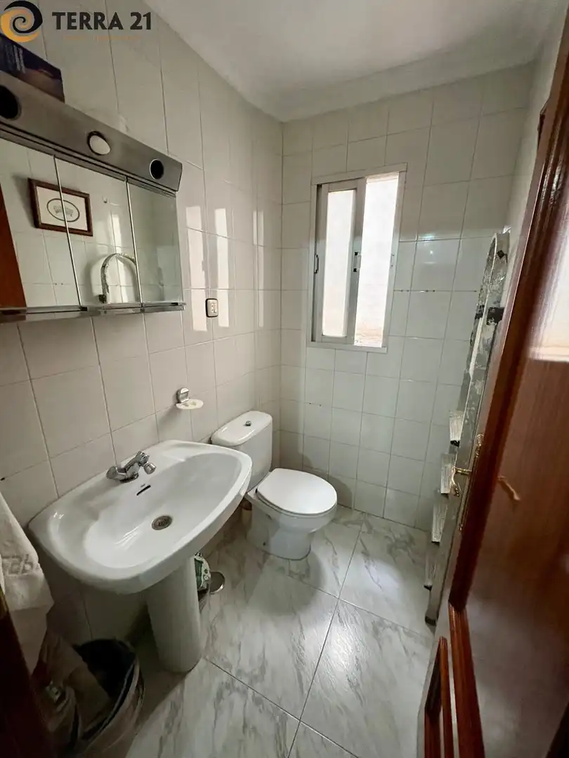 Bathroom of Flat for sale in Jaén  with Balcony
