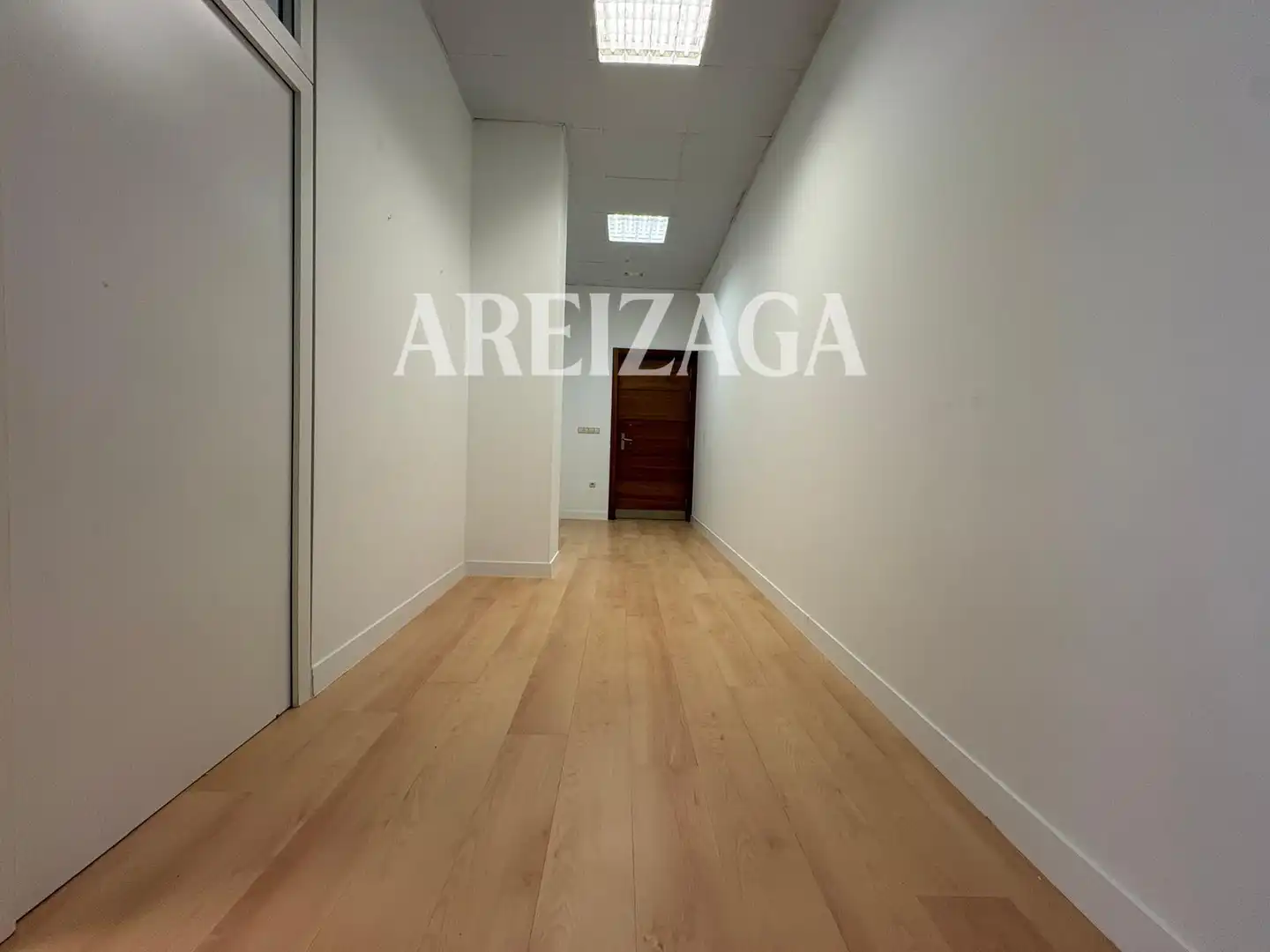 Büro zur Miete in Donostia - San Sebastián  mit Heizung