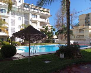 Piscina de Pis en venda en Torremolinos amb Aire condicionat