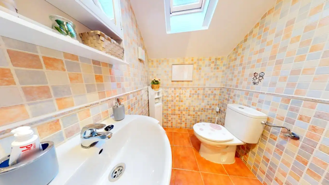 Bathroom of Flat for sale in Uceda  with Air Conditioner