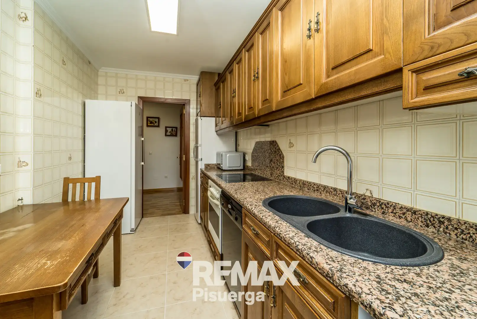 Kitchen of Flat for sale in Tudela de Duero  with Heating, Terrace and Balcony