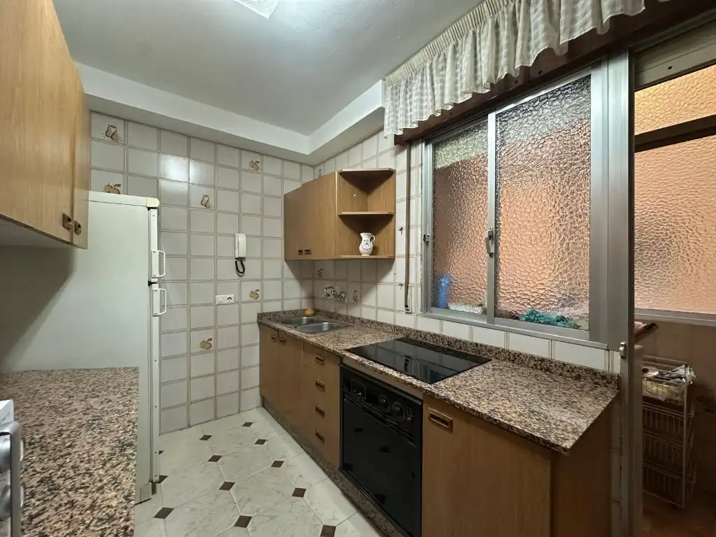 Kitchen of Flat for rent in Córdoba