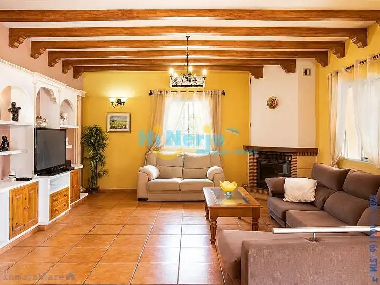 Villa con piscina in vendita a El Peñoncillo, imagen 3