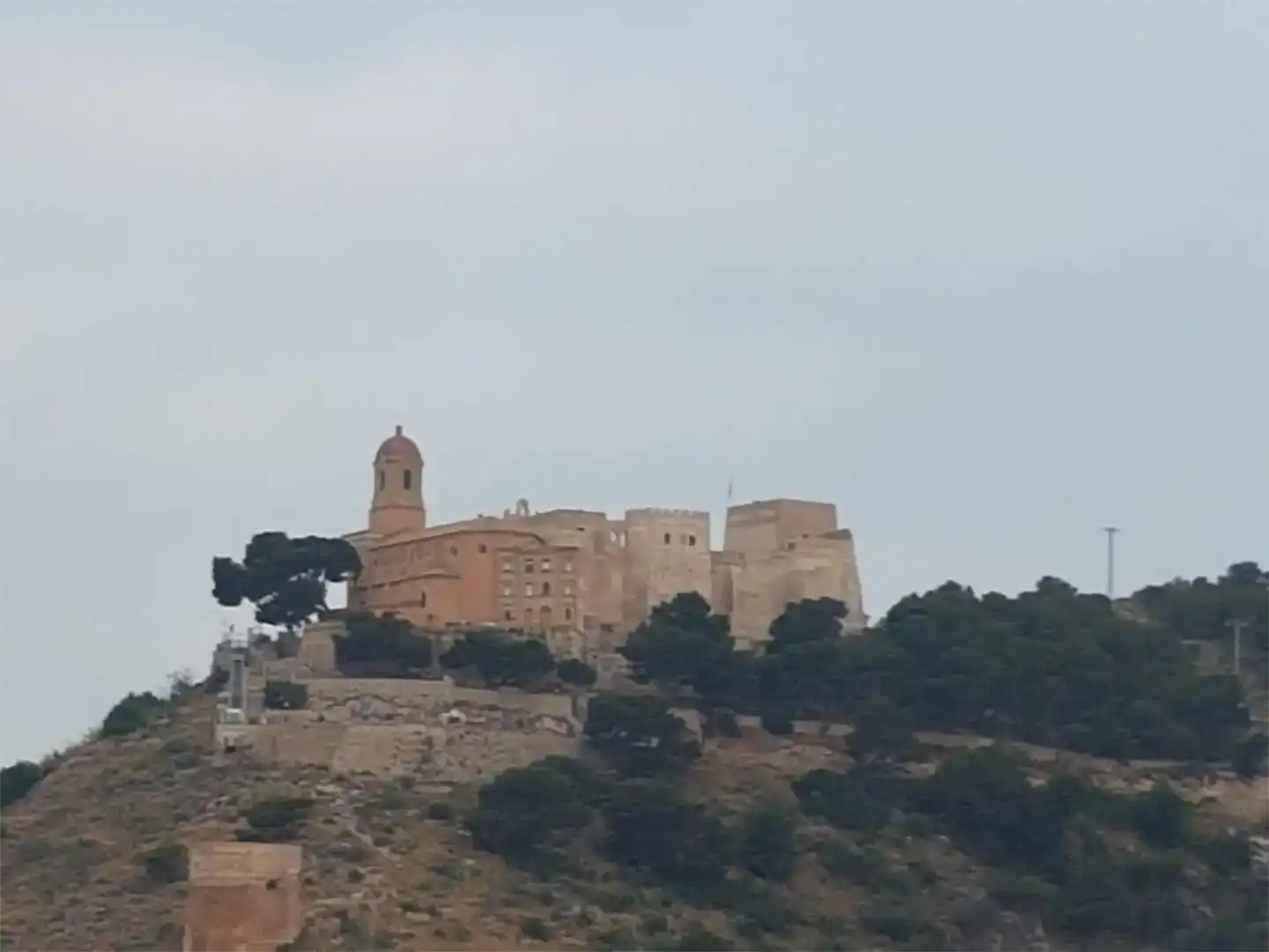 Vista exterior de Àtic de lloguer en Cullera amb Aire condicionat i Moblat
