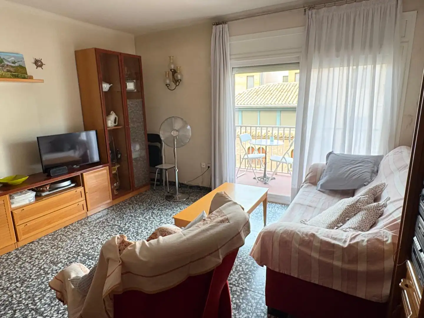 Living room of Flat for sale in Solsona  with Furnished and Balcony