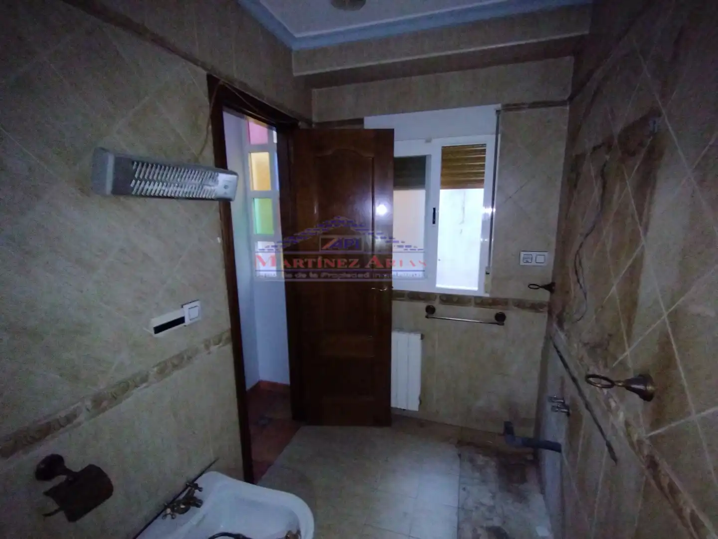 Bany de Casa adosada en venda en Cambil amb Terrassa