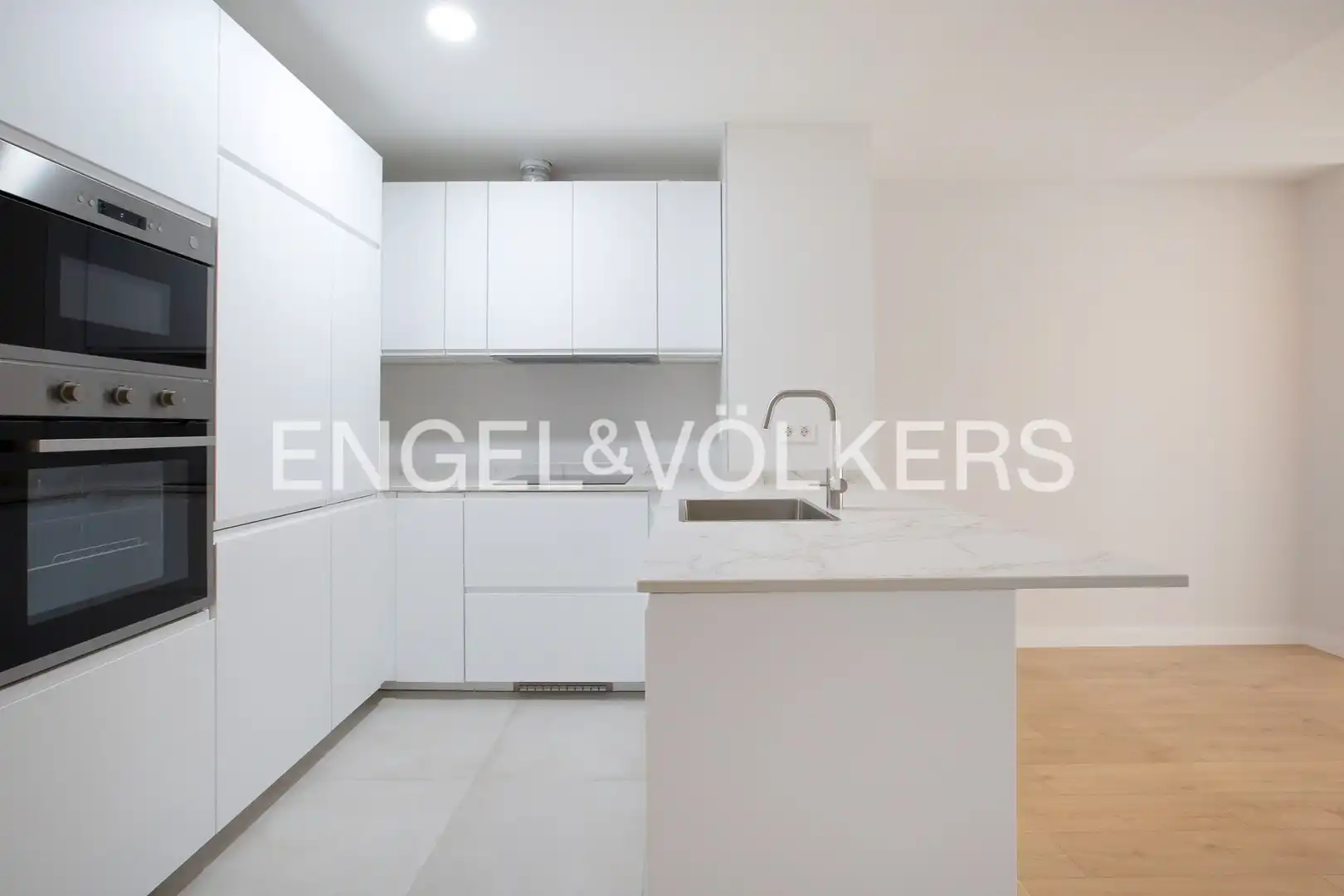 Kitchen of Flat for rent in Getxo   with Heating, Parquet flooring and Terrace