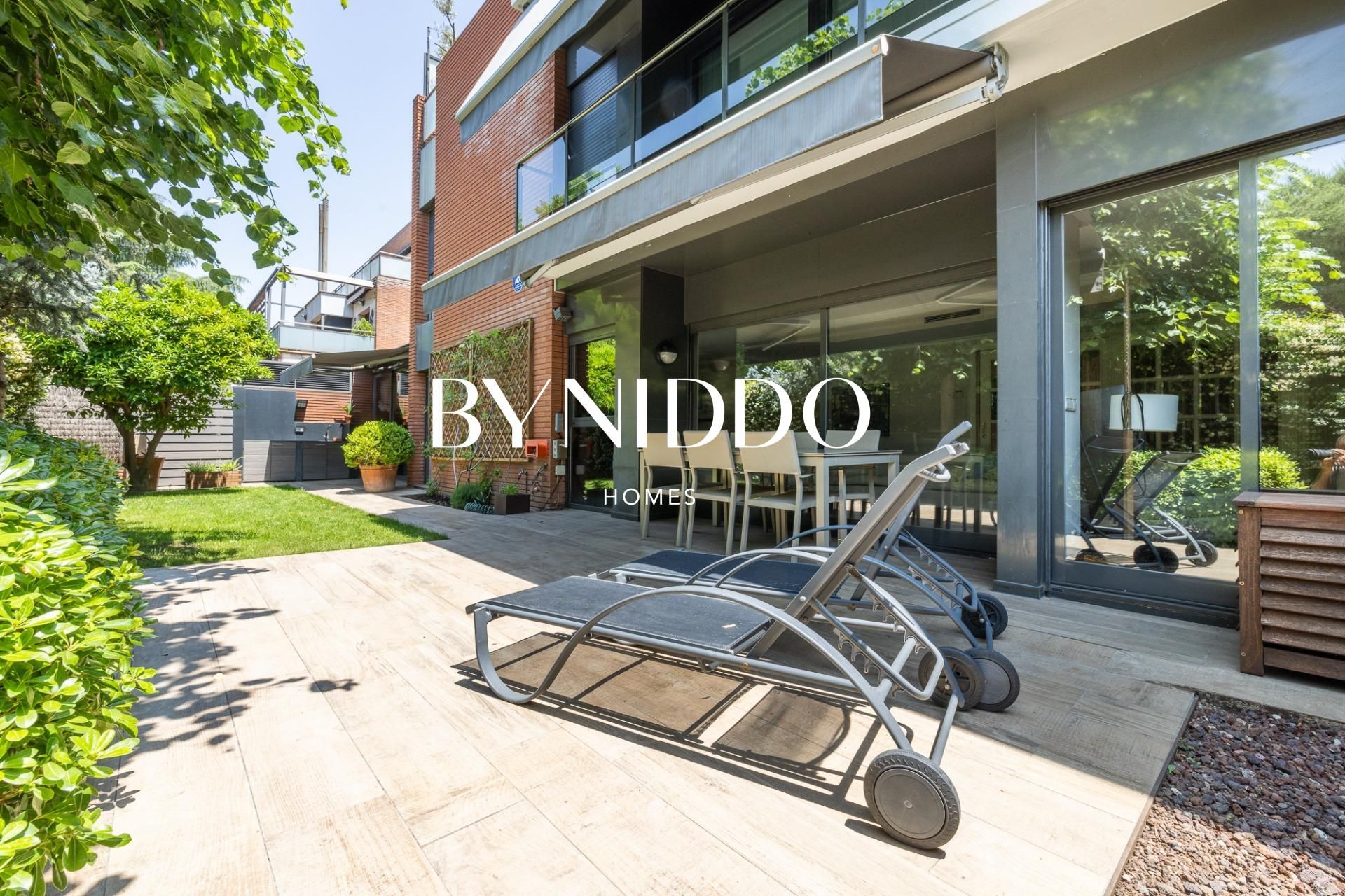 Terrace of Planta baja for sale in Sant Cugat del Vallès  with Air Conditioner, Heating and Private garden