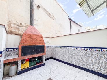 Wohnung mit Aufzug zum Verkauf in Calle Virgen de las Angustias