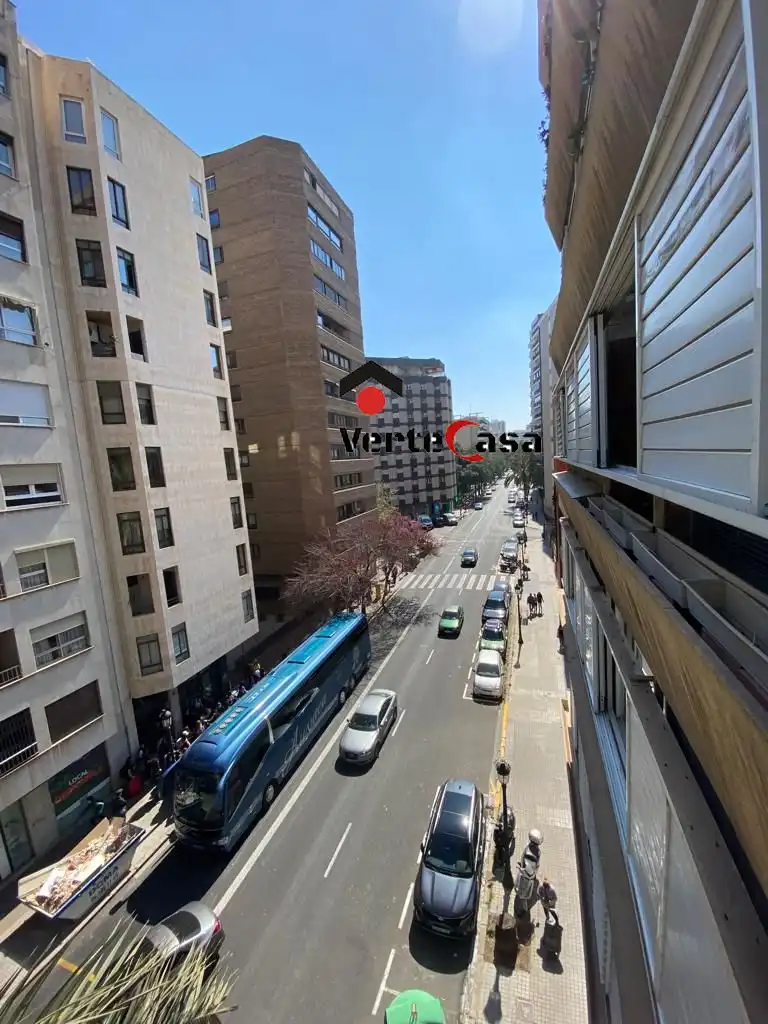 Vista exterior de Pis de lloguer en Valencia amb Aire condicionat, Calefacció i Parquet