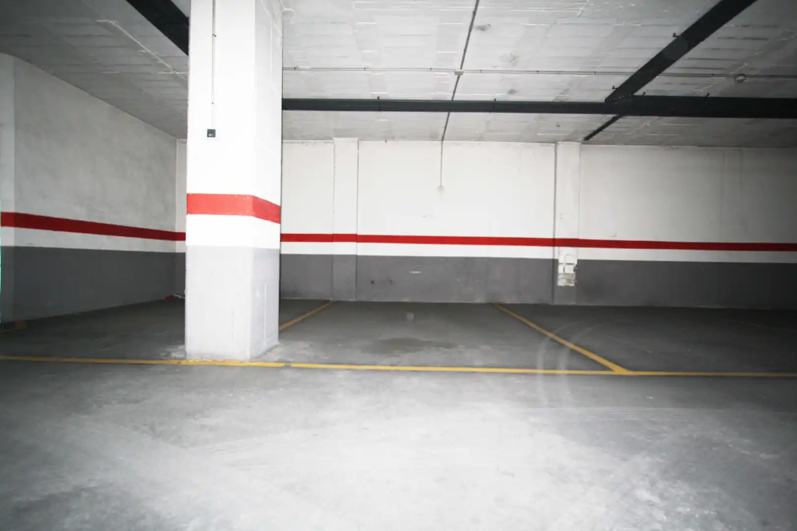Parking de Piso en venta en Albacete con Calefacción, Parquet y Amueblado