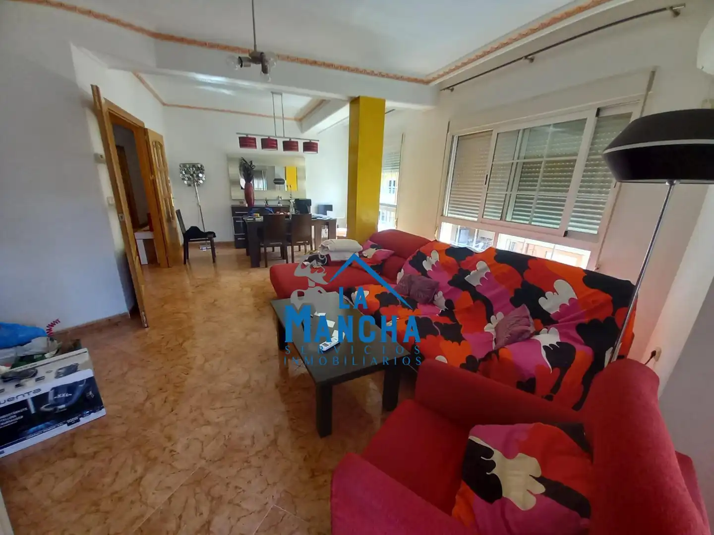 Living room of Flat for share in Albacete  with Heating, Furnished and Balcony