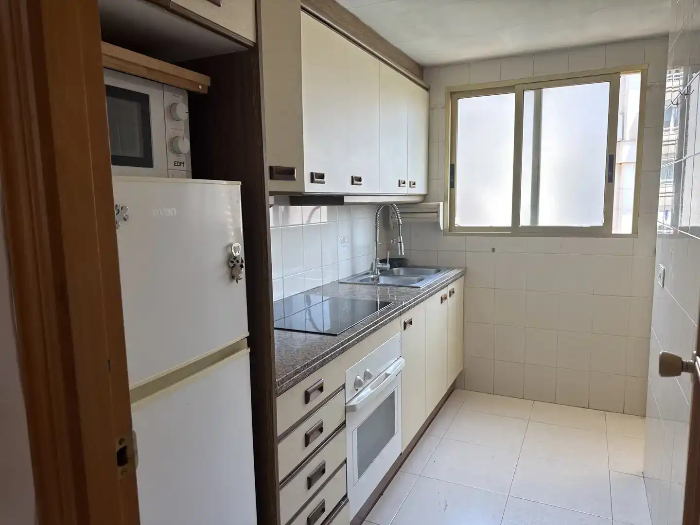 Küche von Wohnungen zur Miete in Benicasim / Benicàssim mit Klimaanlage, Schwimmbad und Balkon